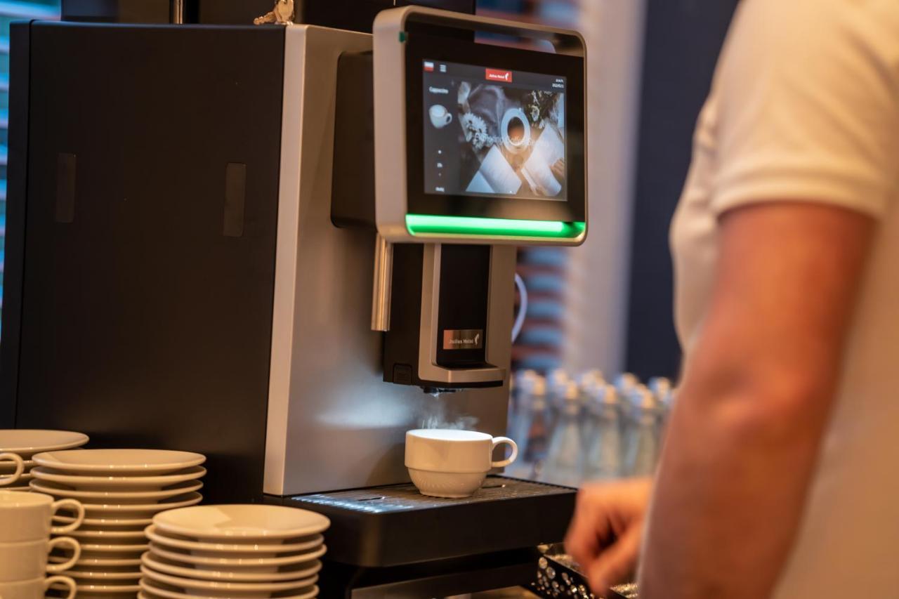 Belmonte Hotel Krynica-Zdroj Dış mekan fotoğraf A coffee machine